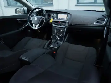 Volvo V40 Gen-Ii-2012