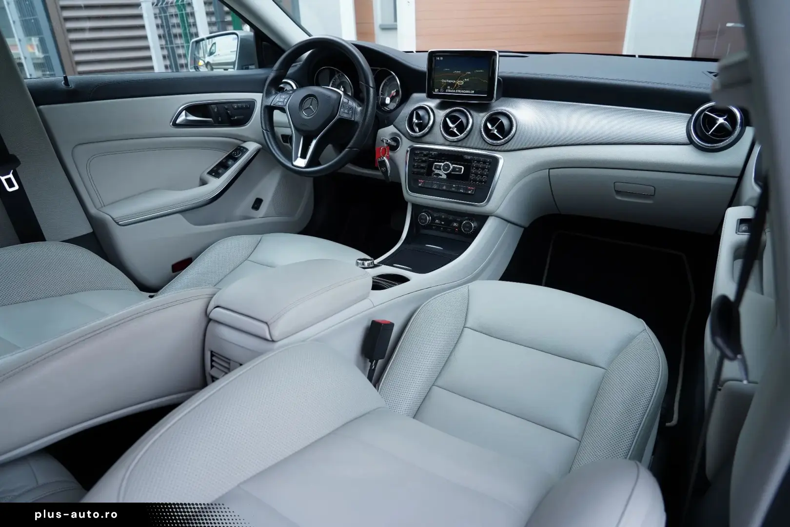 Mercedes-Benz Cla-200 Gen-C117-2013-2018