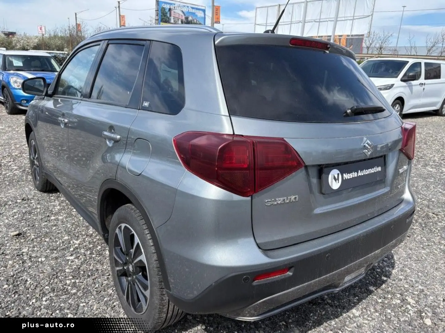Suzuki Vitara 2019 - via workleto.com