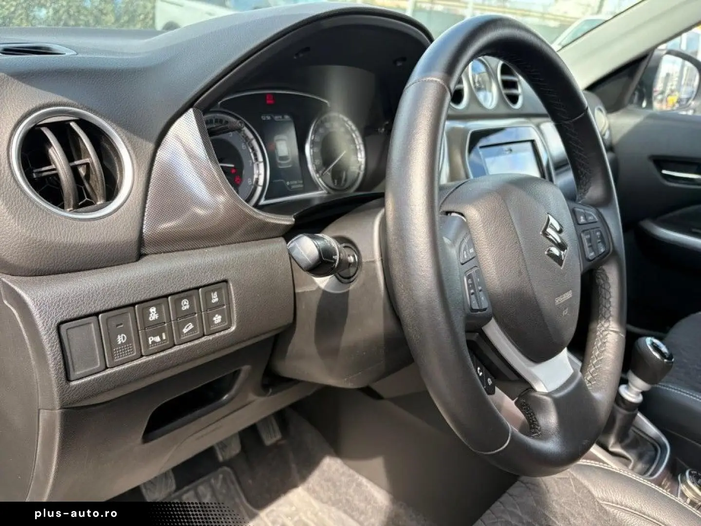 Suzuki Vitara 2019 - via workleto.com