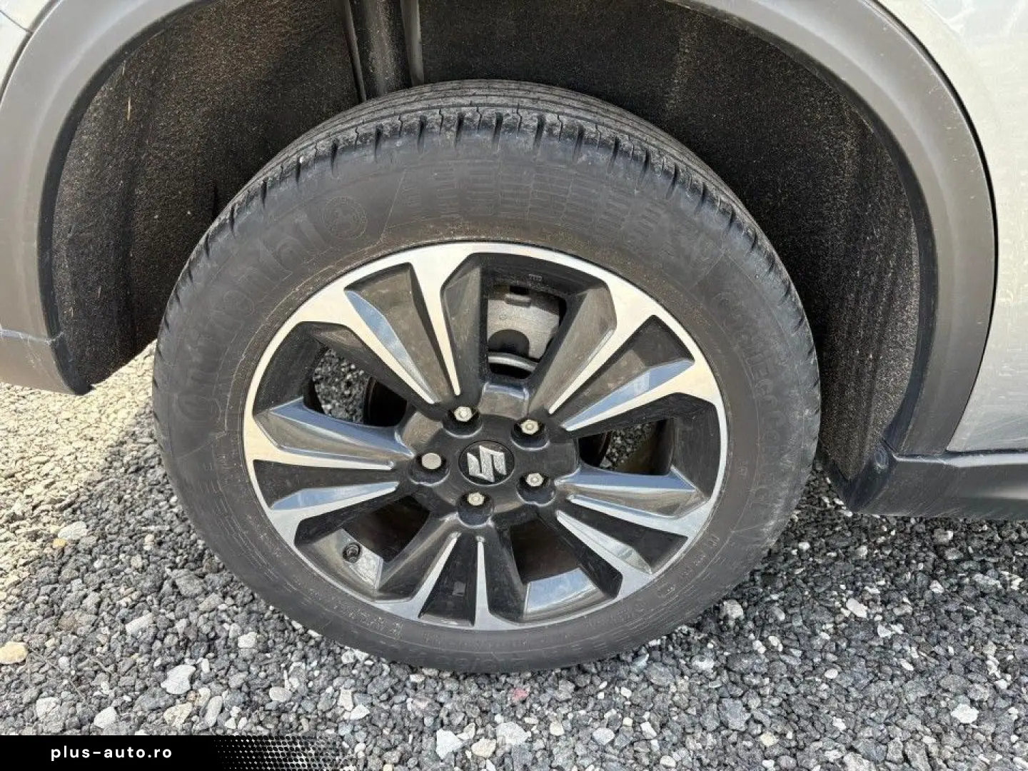 Suzuki Vitara 2019 - via workleto.com