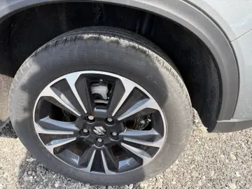 Suzuki Vitara 2019 - via workleto.com