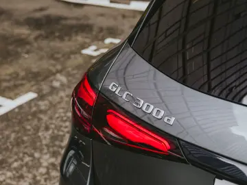 Mercedes Benz GLC 300d 4 Matic AMG Line