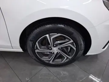 HYUNDAI I30 1.5 110CP Highway