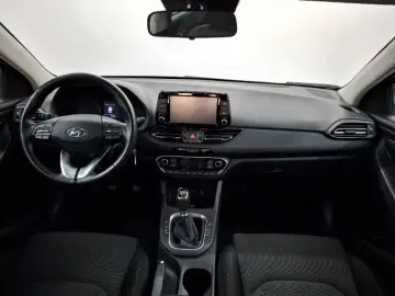 HYUNDAI I30 1.5 110CP Highway