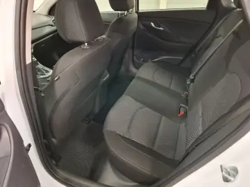 HYUNDAI I30 1.5 110CP Highway