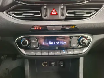 HYUNDAI I30 1.5 110CP Highway