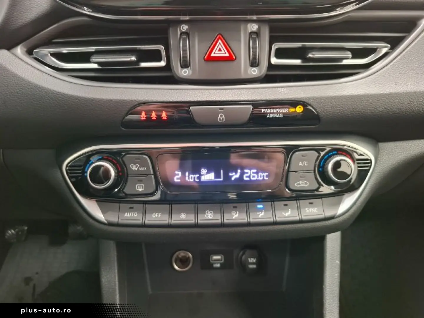 HYUNDAI I30 1.5 110CP Highway