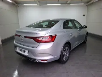 RENAULT MEGANE 1.3 TCe 140CP equilibre