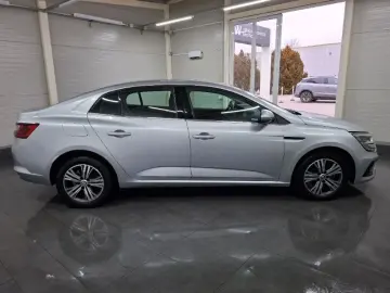 RENAULT MEGANE 1.3 TCe 140CP equilibre