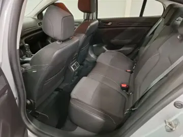 RENAULT MEGANE 1.3 TCe 140CP equilibre