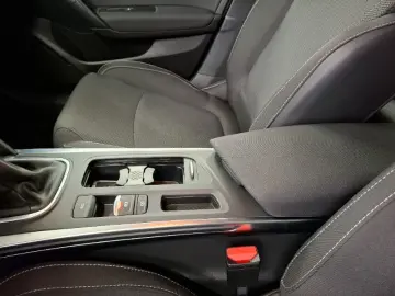 RENAULT MEGANE 1.3 TCe 140CP equilibre