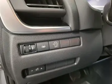 NISSAN QASHQAI 1.3 156CP mild-hybr N-Connecta X-Tronic