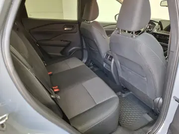 NISSAN QASHQAI 1.3 156CP mild-hybr N-Connecta X-Tronic