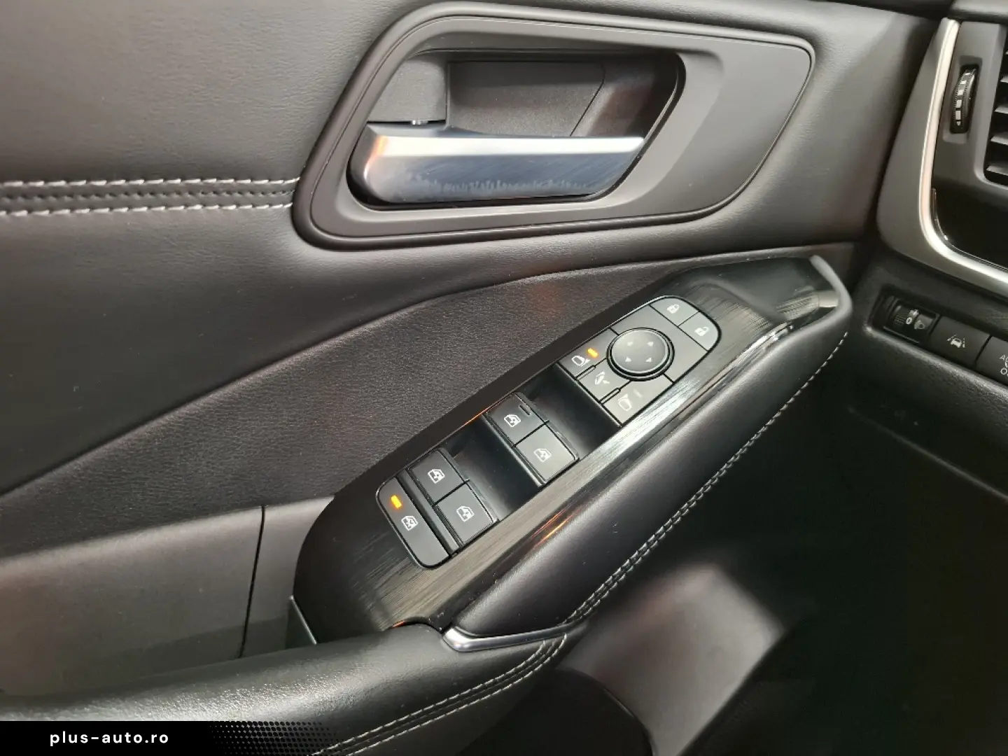 NISSAN QASHQAI 1.3 156CP mild-hybr N-Connecta X-Tronic