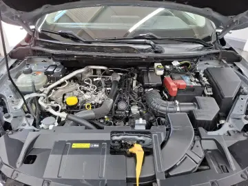 NISSAN QASHQAI 1.3 156CP mild-hybr N-Connecta X-Tronic