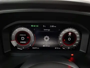 NISSAN QASHQAI 1.3 156CP mild-hybr N-Connecta X-Tronic