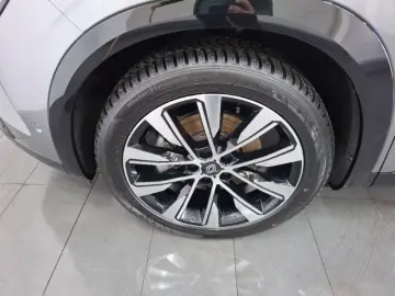 RENAULT AUSTRAL E-Tech HEV 200 iconic esprit Alpine