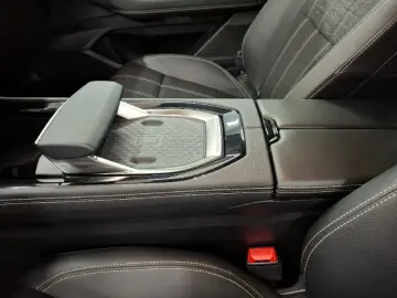 RENAULT AUSTRAL E-Tech HEV 200 iconic esprit Alpine