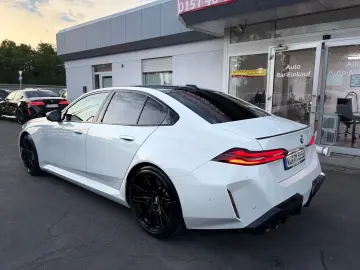 BMW M5 Limousine