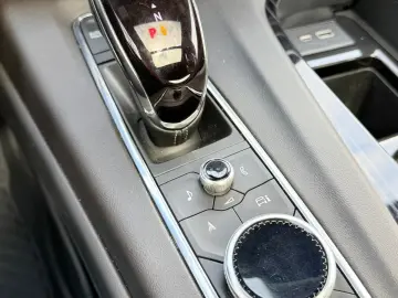 Cadillac Escalade 4WD Sport Fab.-2023 6.2 V8 426 Cp