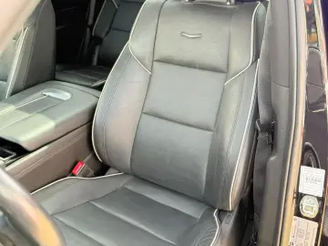 Cadillac Escalade 4WD Sport Fab.-2023 6.2 V8 426 Cp