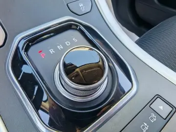 Land-Rover Range-Rover-Evoque