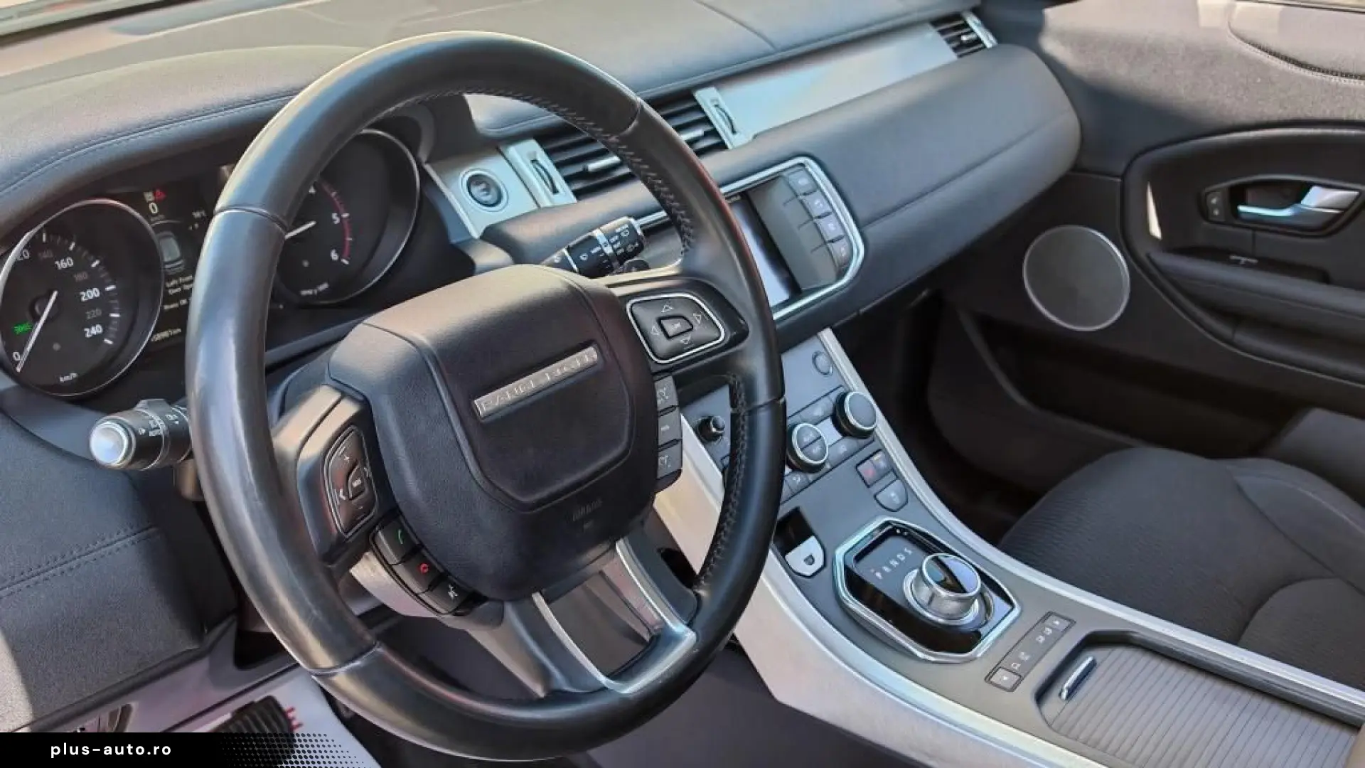 Land-Rover Range-Rover-Evoque