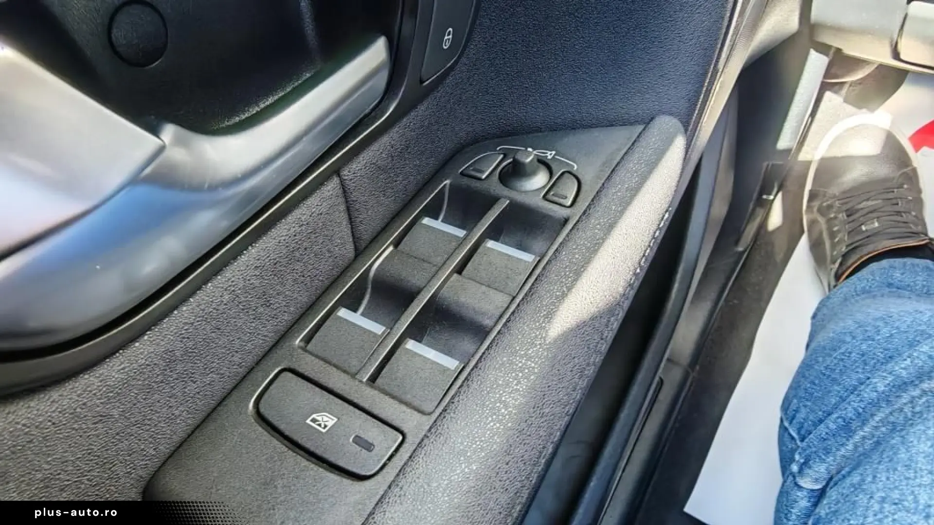 Land-Rover Range-Rover-Evoque