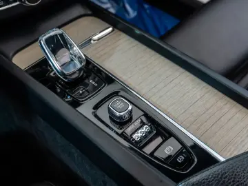 Volvo Xc-60 Gen-Ii-2017