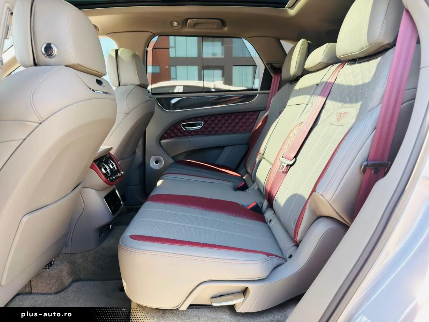 Bentley Bentayga S   Fab.- 11.2024   4.0 Benzina 559 Cp