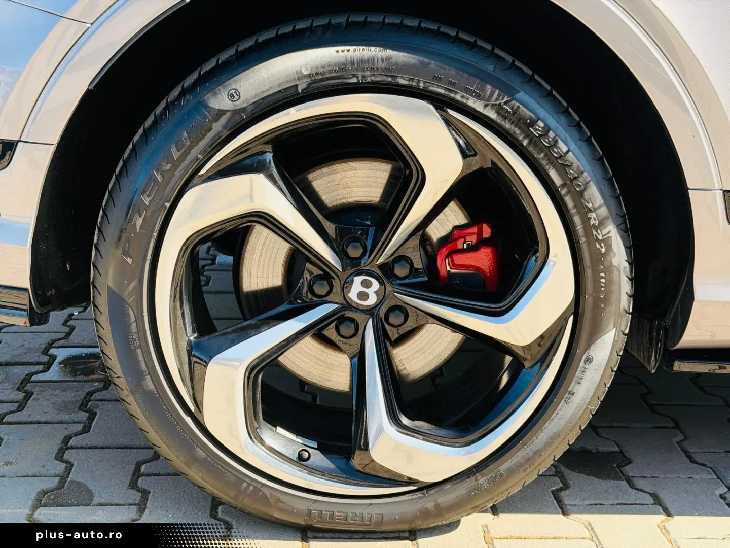 Bentley Bentayga S   Fab.- 11.2024   4.0 Benzina 559 Cp