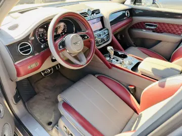 Bentley Bentayga S   Fab.- 11.2024   4.0 Benzina 559 Cp