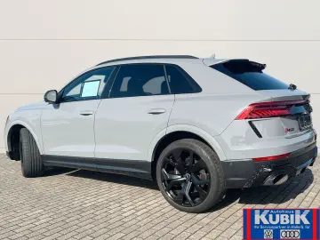 AUDI RSQ8 4 0 TFSI quattro Allradlenkung Sportabgasan