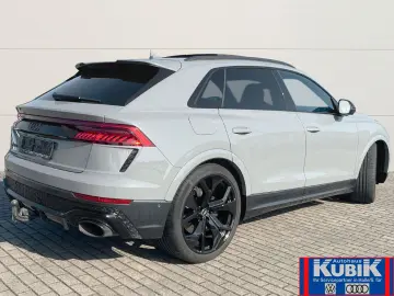 AUDI RSQ8 4 0 TFSI quattro Allradlenkung Sportabgasan