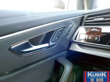 AUDI RSQ8 4 0 TFSI quattro Allradlenkung Sportabgasan