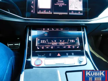 AUDI RSQ8 4 0 TFSI quattro Allradlenkung Sportabgasan