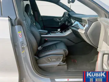 AUDI RSQ8 4 0 TFSI quattro Allradlenkung Sportabgasan