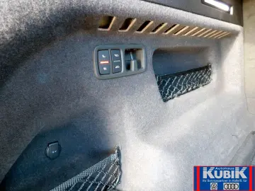 AUDI RSQ8 4 0 TFSI quattro Allradlenkung Sportabgasan