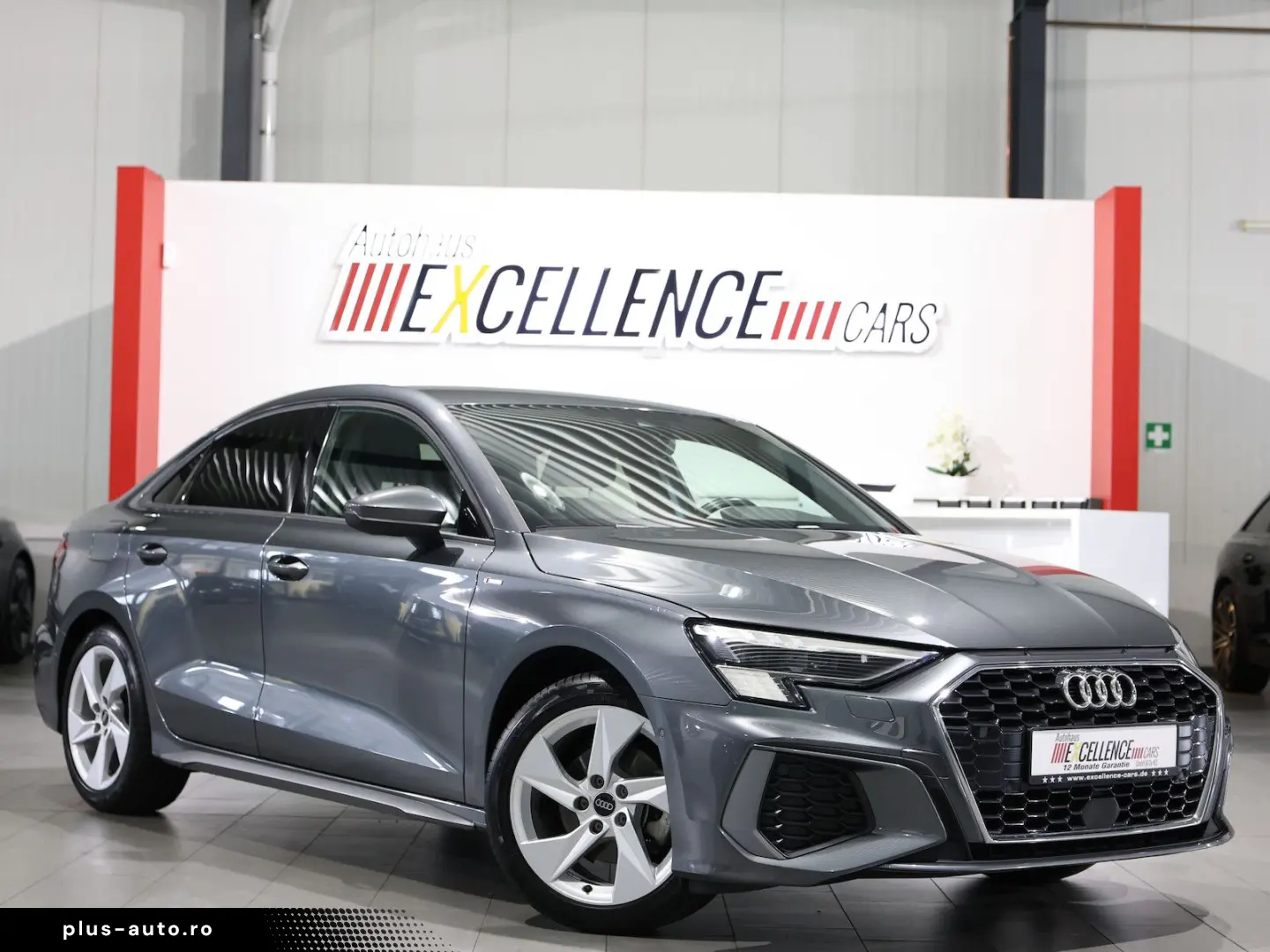 AUDI A3 LIMOUSINE 30 TFSI S-LINE MATRIX  VOLL-LEDER