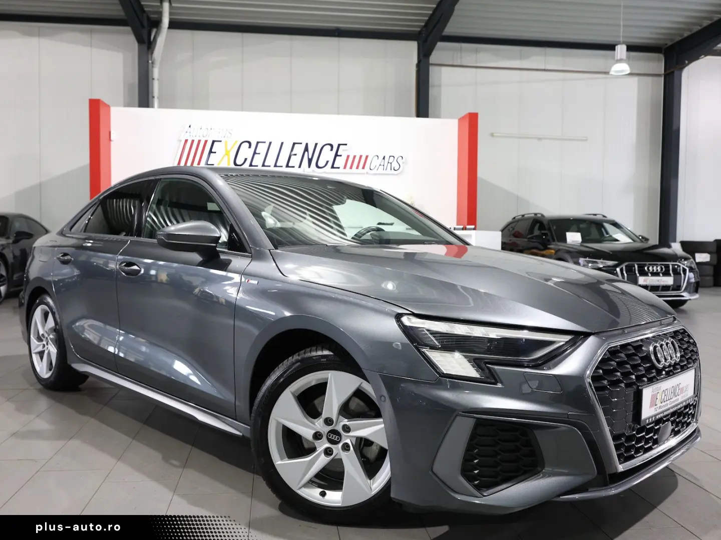 AUDI A3 LIMOUSINE 30 TFSI S-LINE MATRIX  VOLL-LEDER