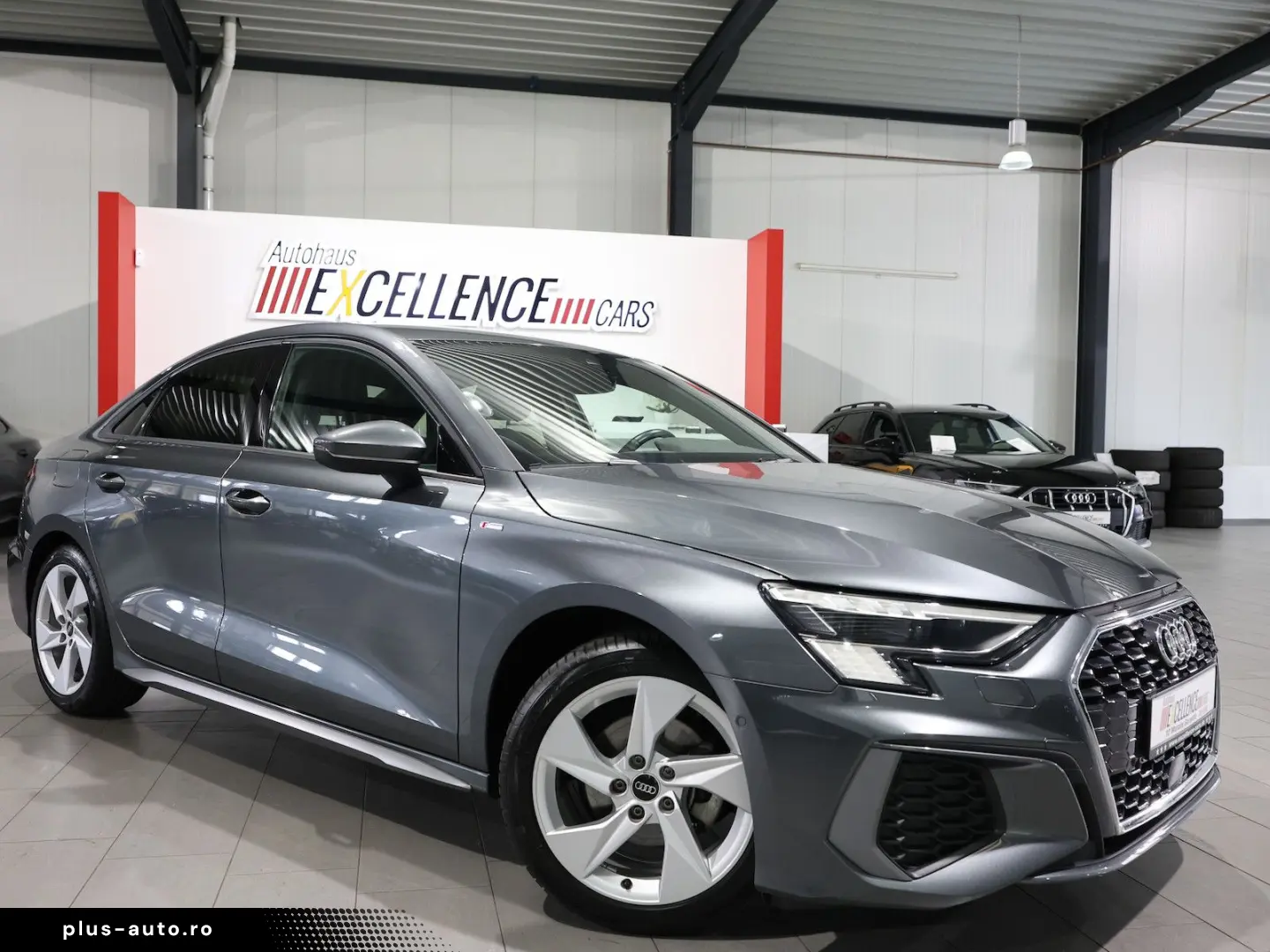 AUDI A3 LIMOUSINE 30 TFSI S-LINE MATRIX  VOLL-LEDER