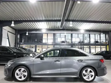 AUDI A3 LIMOUSINE 30 TFSI S-LINE MATRIX  VOLL-LEDER
