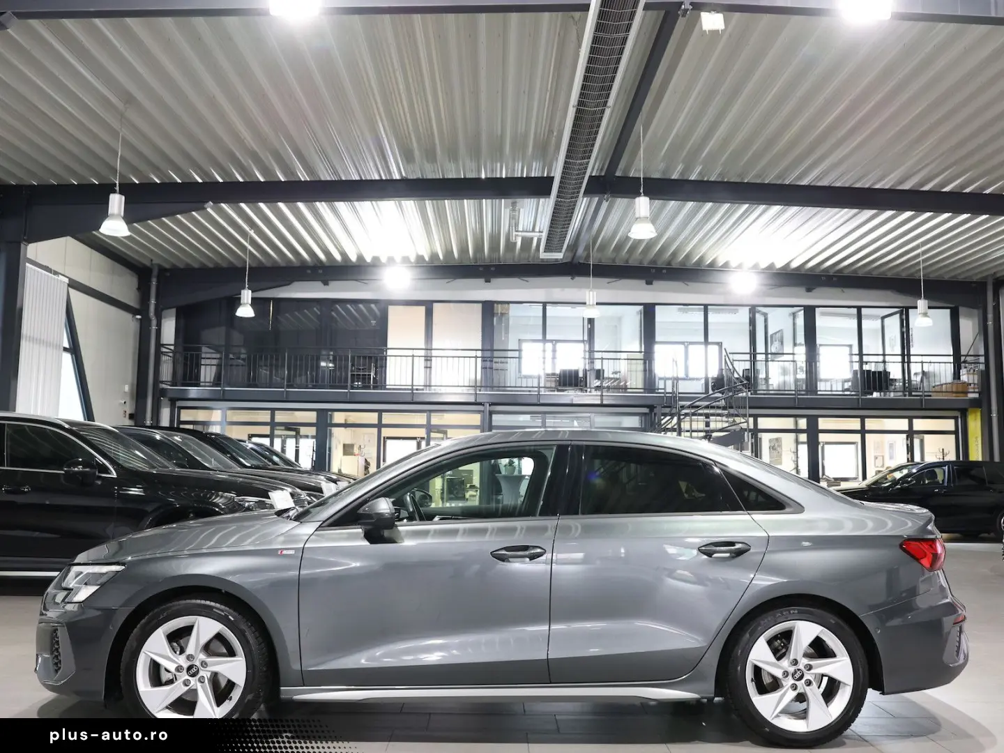 AUDI A3 LIMOUSINE 30 TFSI S-LINE MATRIX  VOLL-LEDER