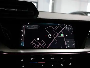 AUDI A3 LIMOUSINE 30 TFSI S-LINE MATRIX  VOLL-LEDER