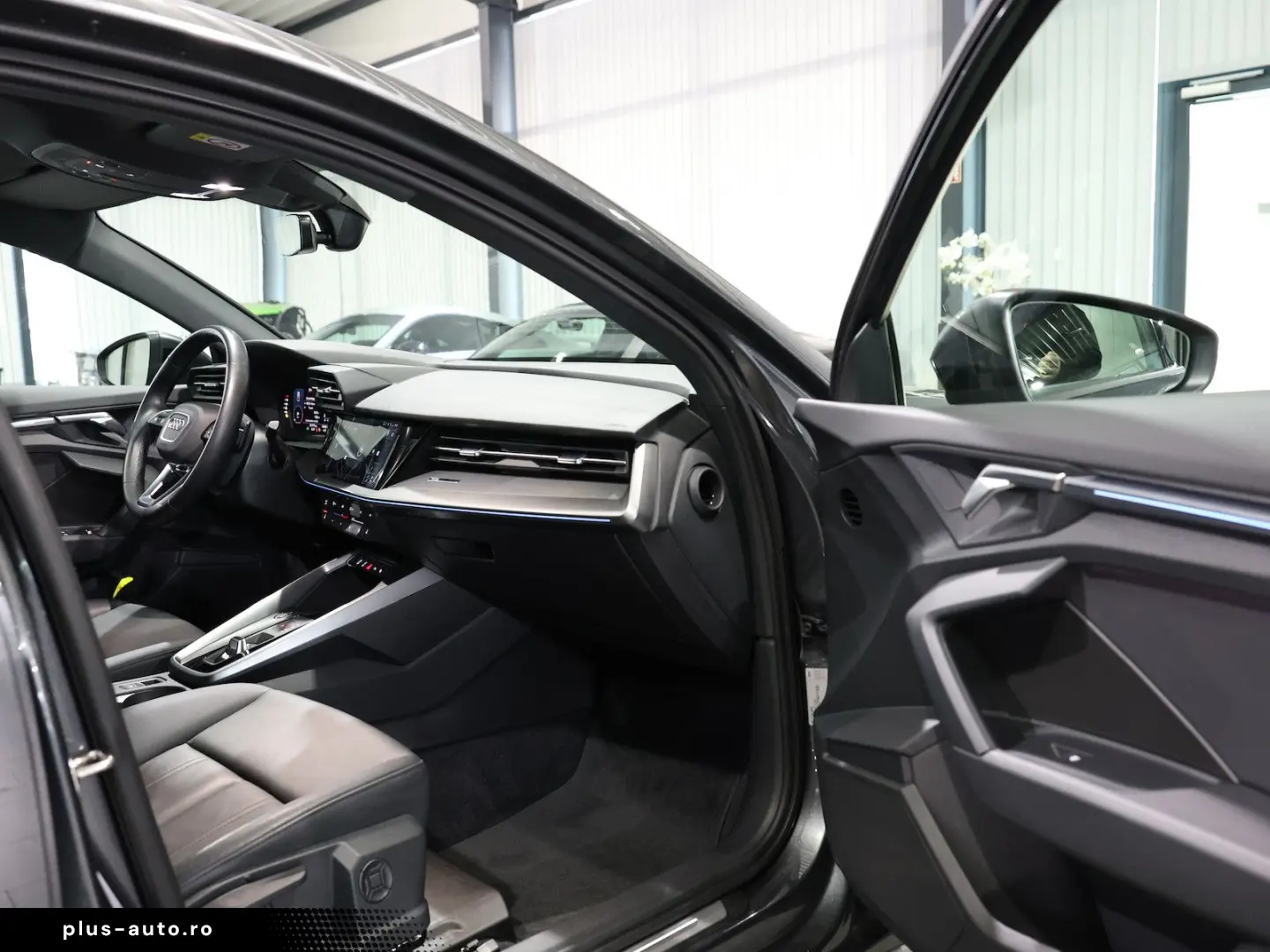 AUDI A3 LIMOUSINE 30 TFSI S-LINE MATRIX  VOLL-LEDER