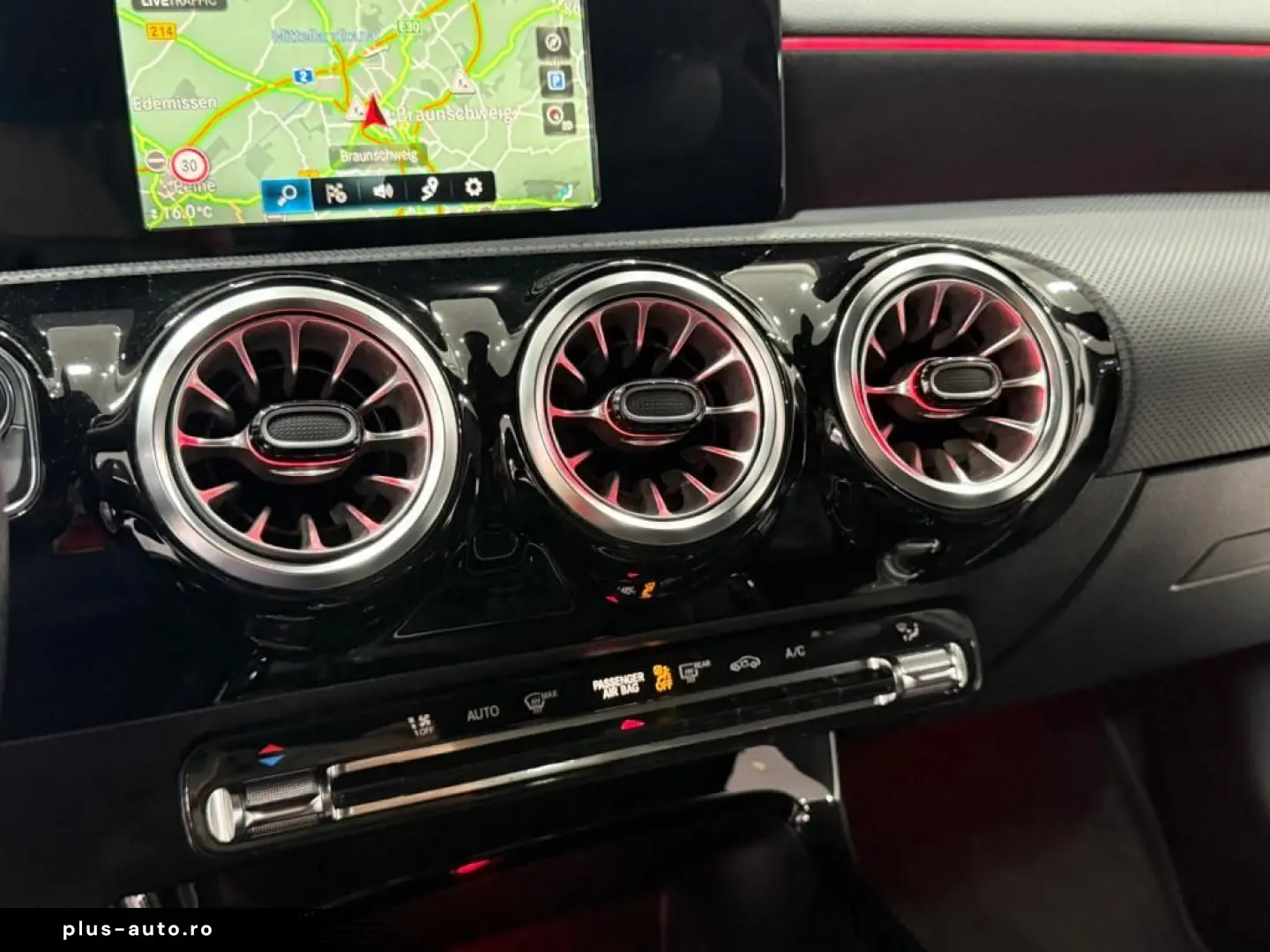 MERCEDES-BENZ A-Class 2022 — imagine 14