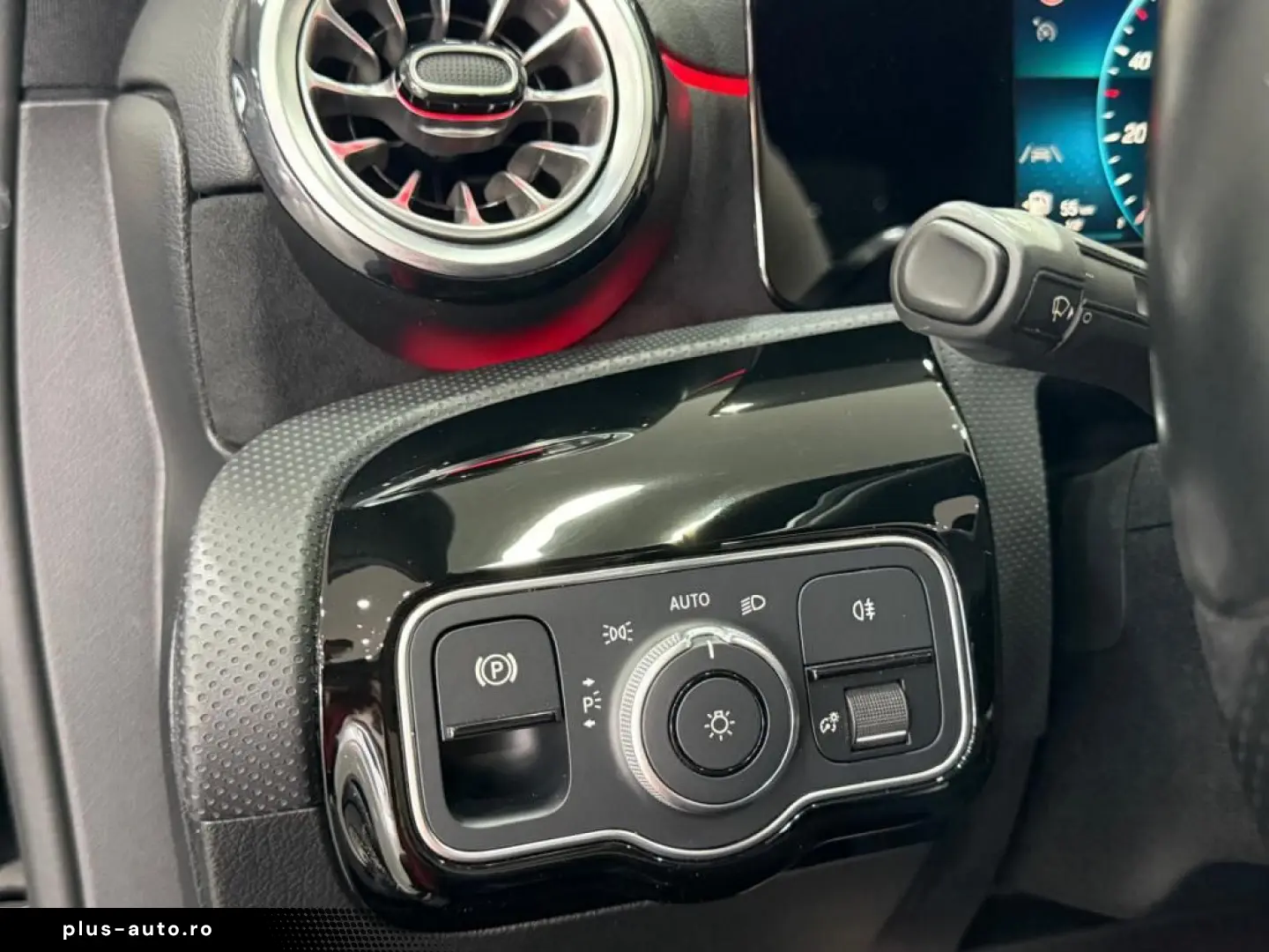 MERCEDES-BENZ A-Class 2022 — imagine 17