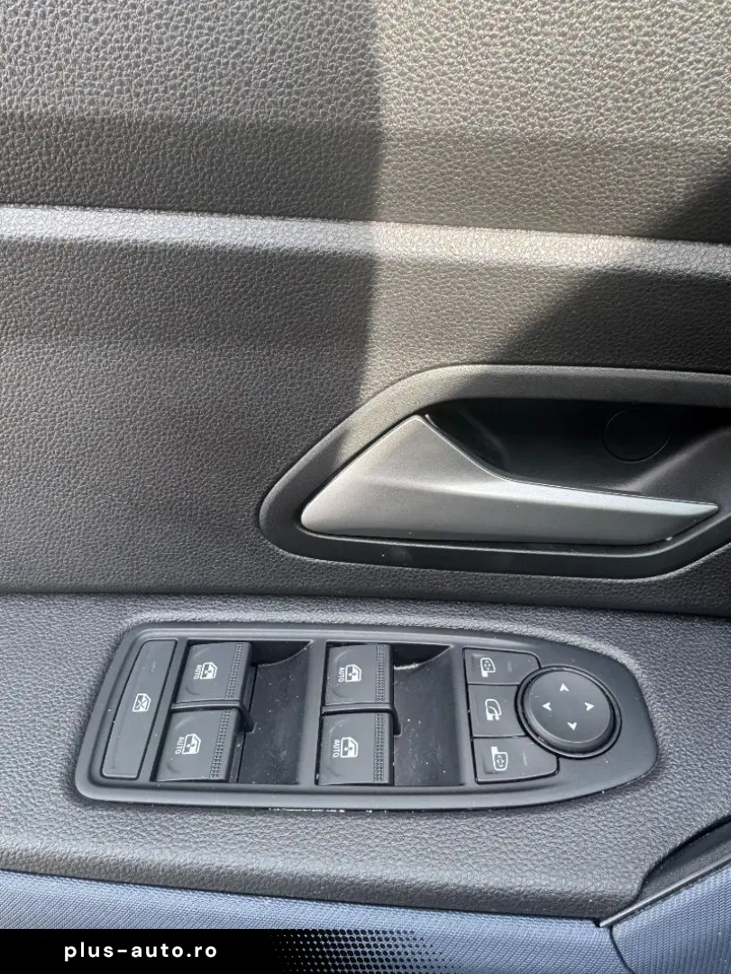 DACIA DUSTER 1.6 HEV 140 Journey