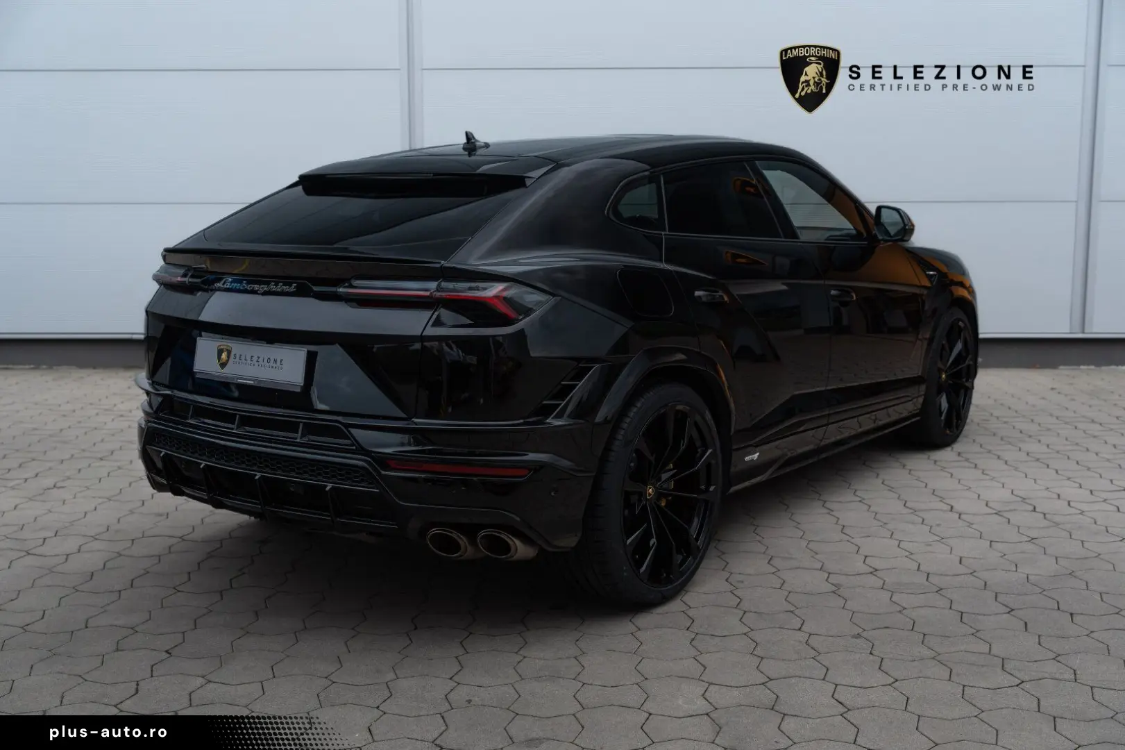 LAMBORGHINI Urus S